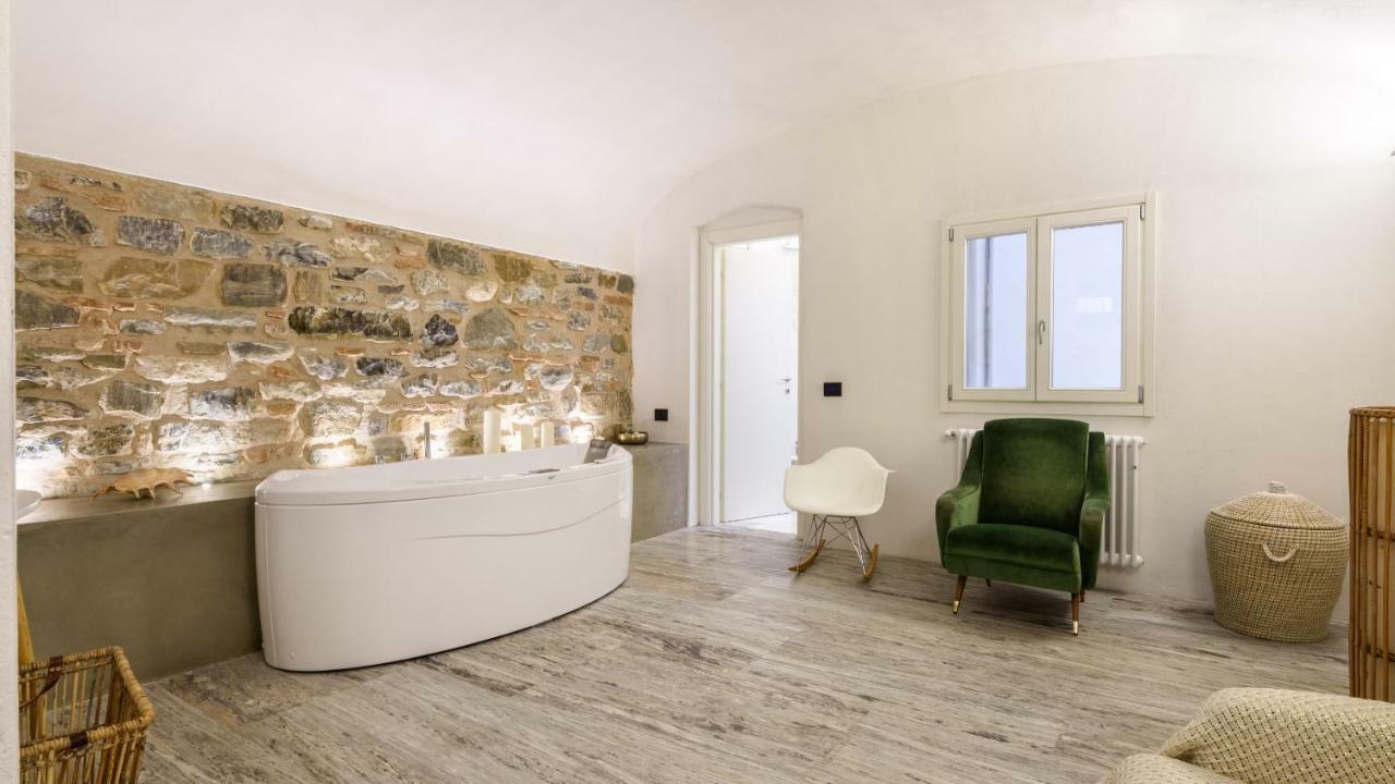Leopardi Luxury Maison With Garden And Jacuzzi: 10 People * Florencia