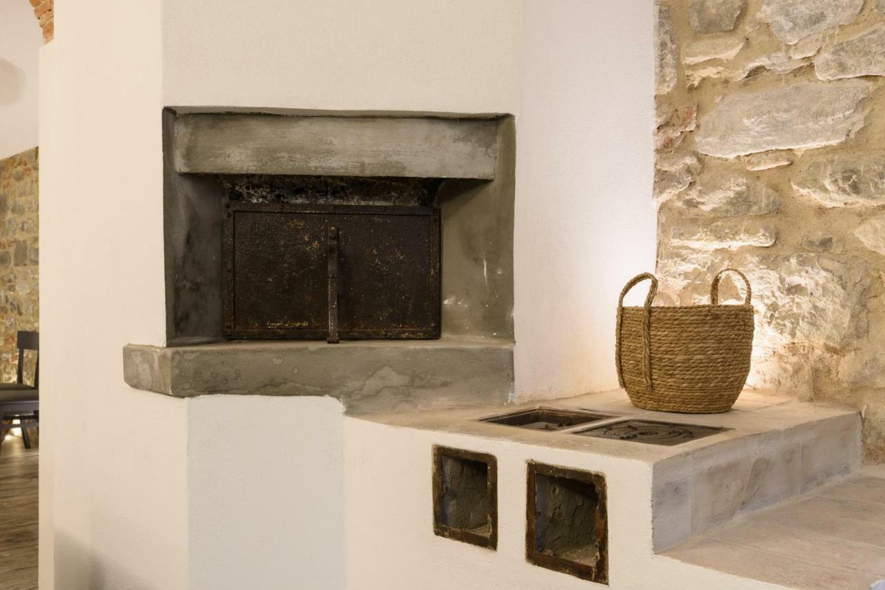 Leopardi Luxury Maison With Garden And Jacuzzi: 10 People Apartamento